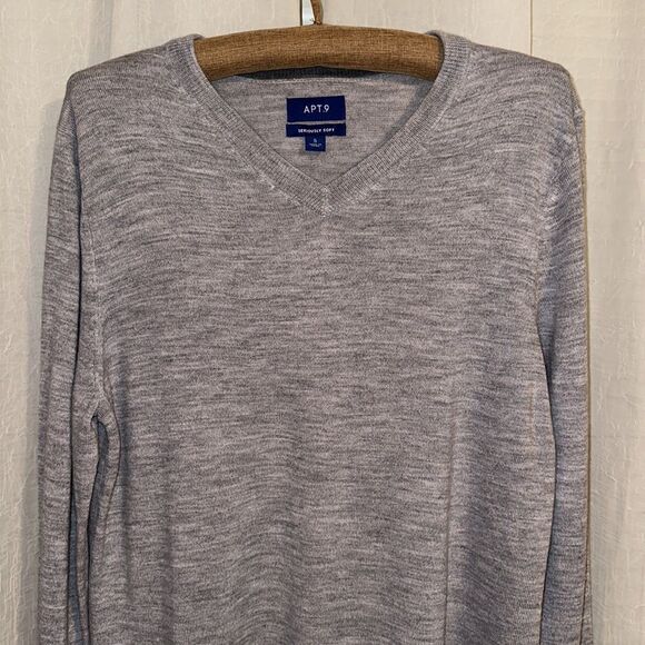 APT. 9 S Silver Gray Merino Wool Blend Fine Knit V-Neck Pullover Sweater - Picture 4 of 12